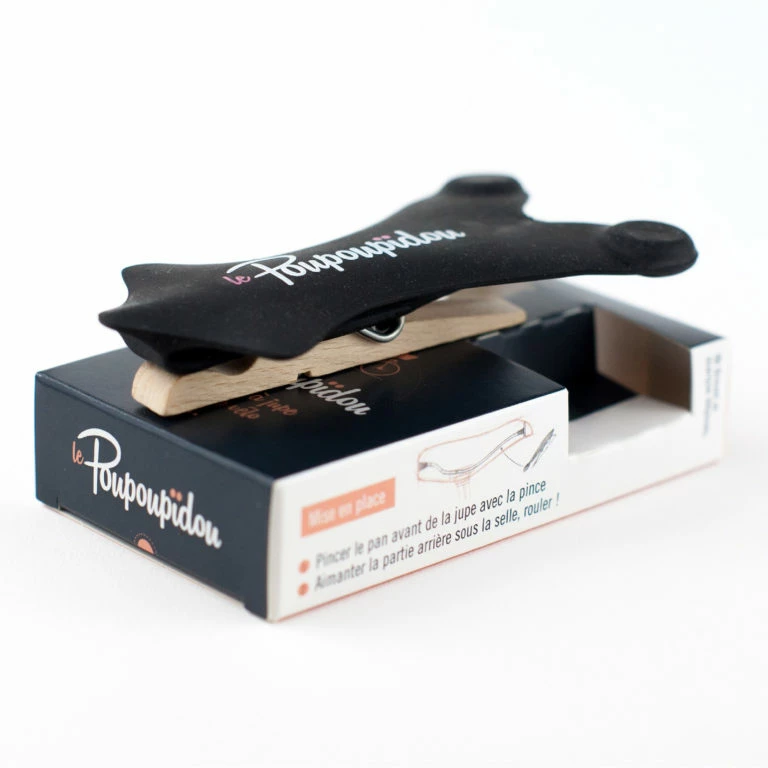 Poupoupidou Pince à Jupe Vélo Magnétique 4 Poupoupidou Pince à Jupe Vélo Magnétique – Image 2