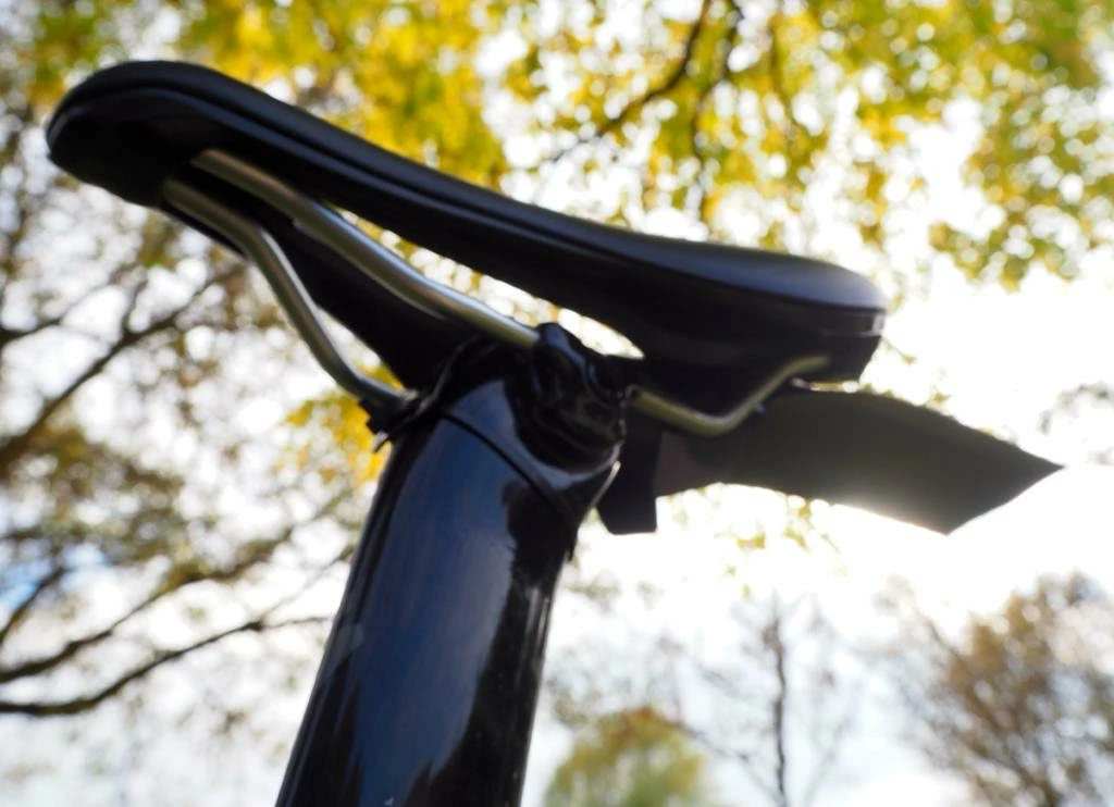 Garde Boue Fixation Selle Vélotafeur 4 Garde Boue Fixation Selle Vélotafeur – Image 3