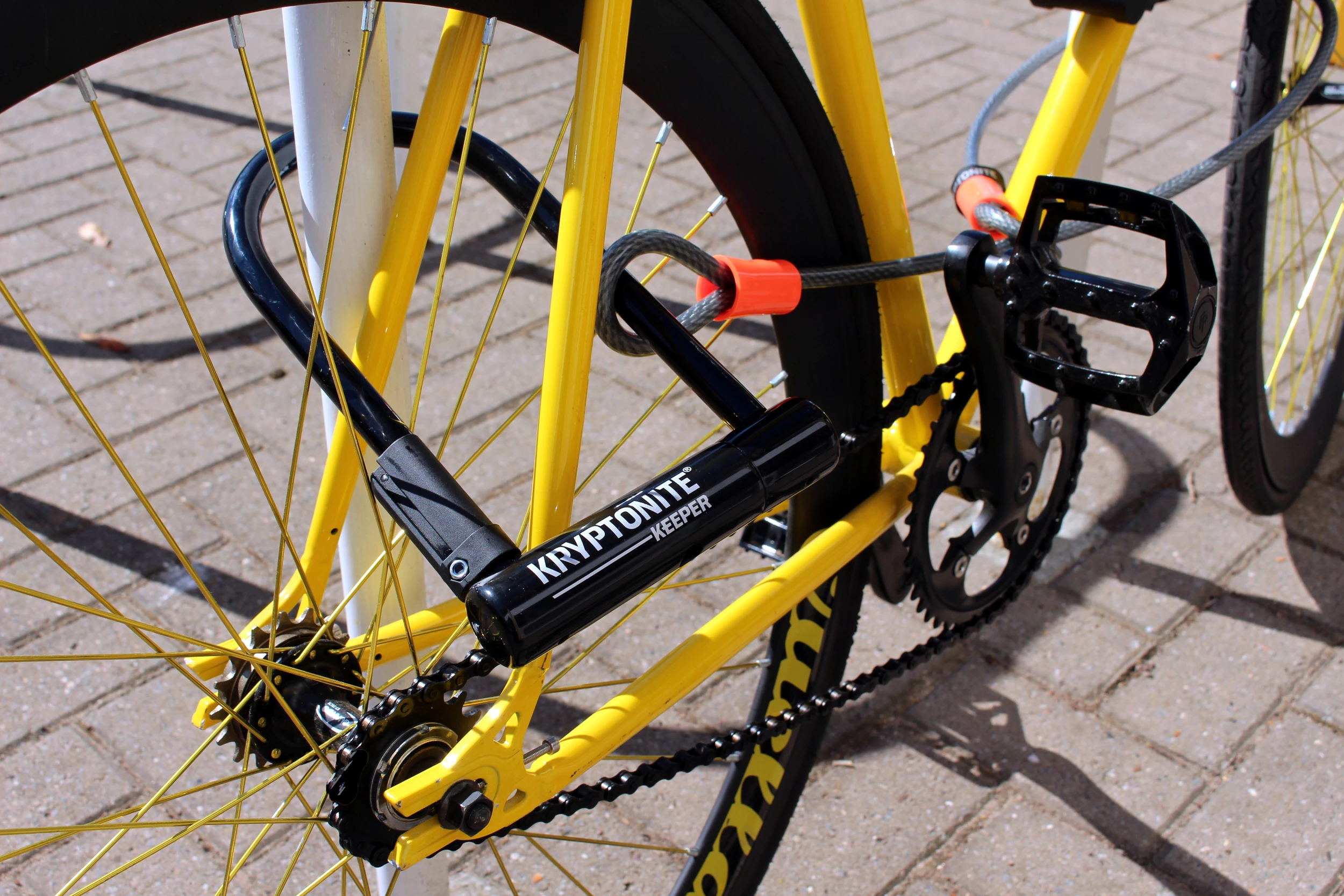 Antivol Kryptonite U Keeper 12 STD W/4' Flex 5 Antivol Kryptonite U Keeper 12 STD W/4' Flex – Image 3