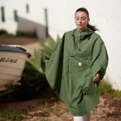 Le Temps Des Grenouilles Poncho De Pluie ADULTE - Coloris Unis 25 Le Temps Des Grenouilles Poncho De Pluie ADULTE - Coloris Unis -Antivols Vélo Soldes Boutique cape velo kaki temps des grenouilles