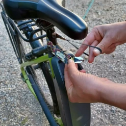 Suzon & Suzette L'attache Jupette De Suzette -Antivols Vélo Soldes Boutique pince jupe velo femme